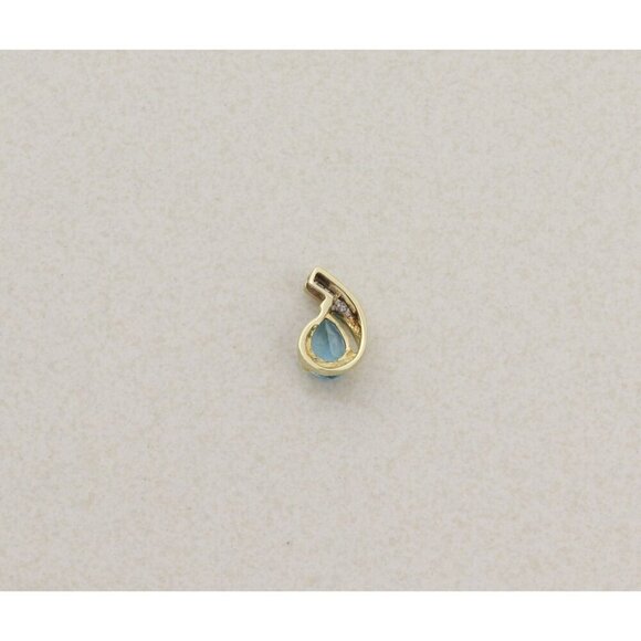 Pendant Only 10k Yellow Gold Natural Blue Topaz & Diamond Pendant 5/8" x 3/8" - Picture 3 of 8